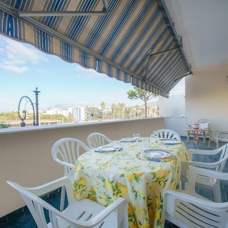 Aranci 77 Sorrento Daire Dış mekan fotoğraf