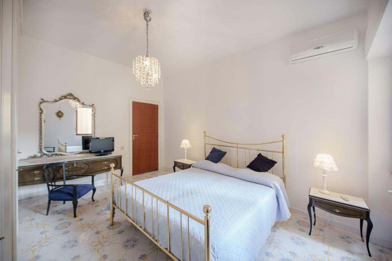 Aranci 77 Sorrento Daire Dış mekan fotoğraf